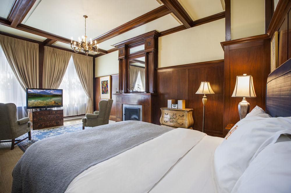 Lhotel Монреаль Экстерьер фото