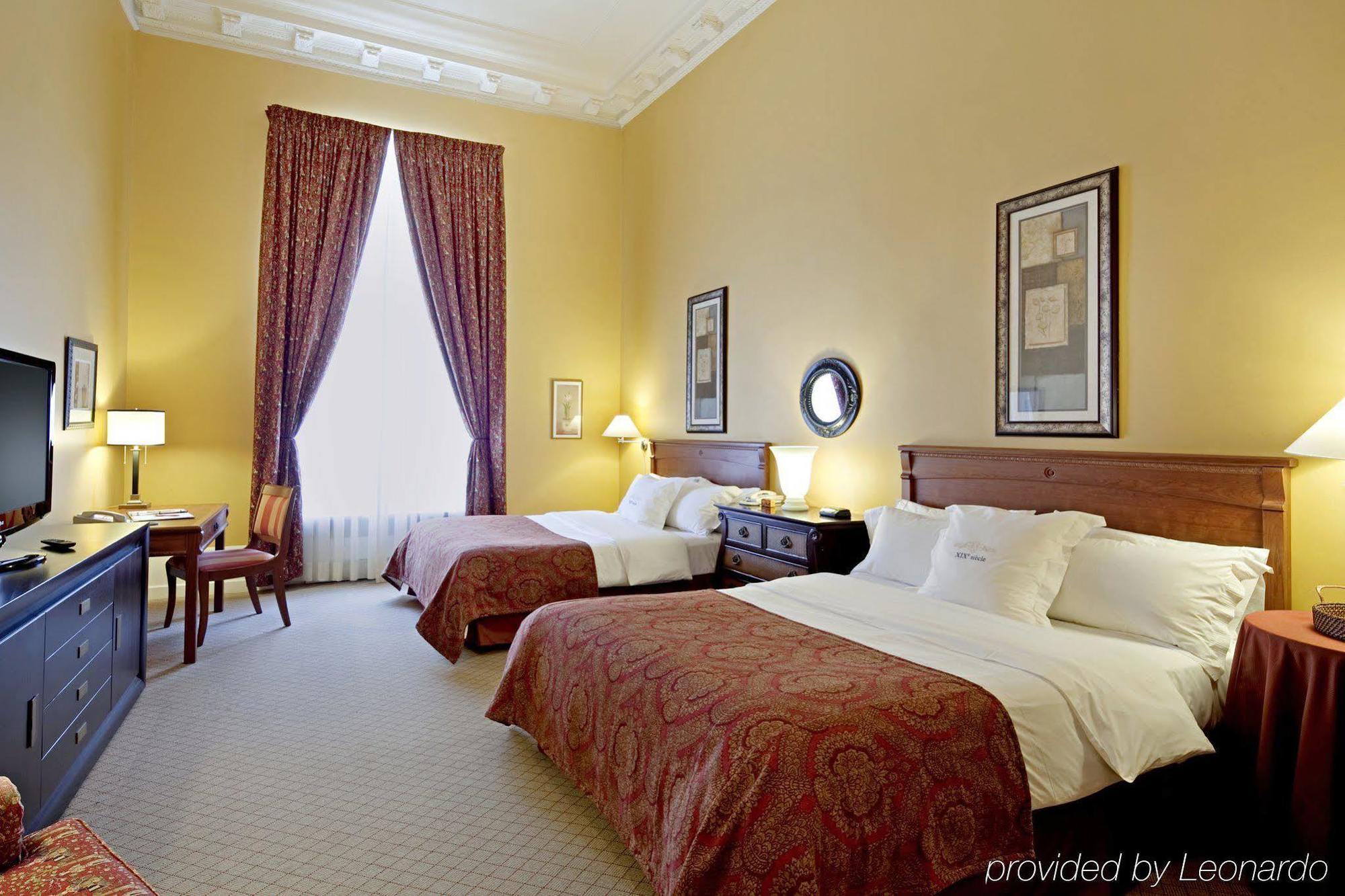 Lhotel Монреаль Номер фото