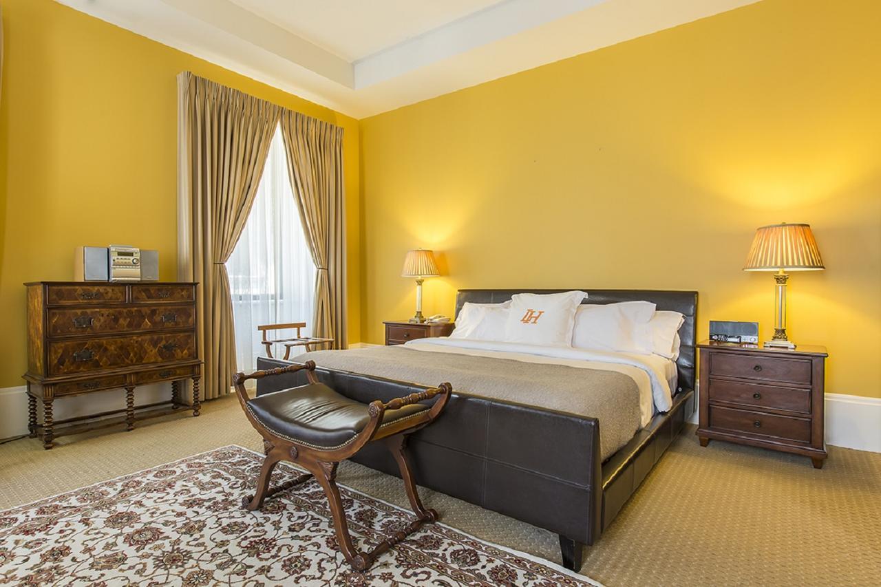 Lhotel Монреаль Экстерьер фото